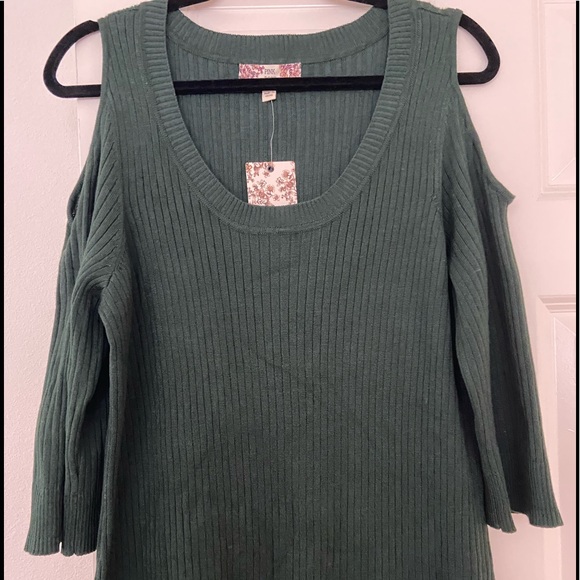 *NWT* Midi ribbed sweater dress - Picture 1 of 5